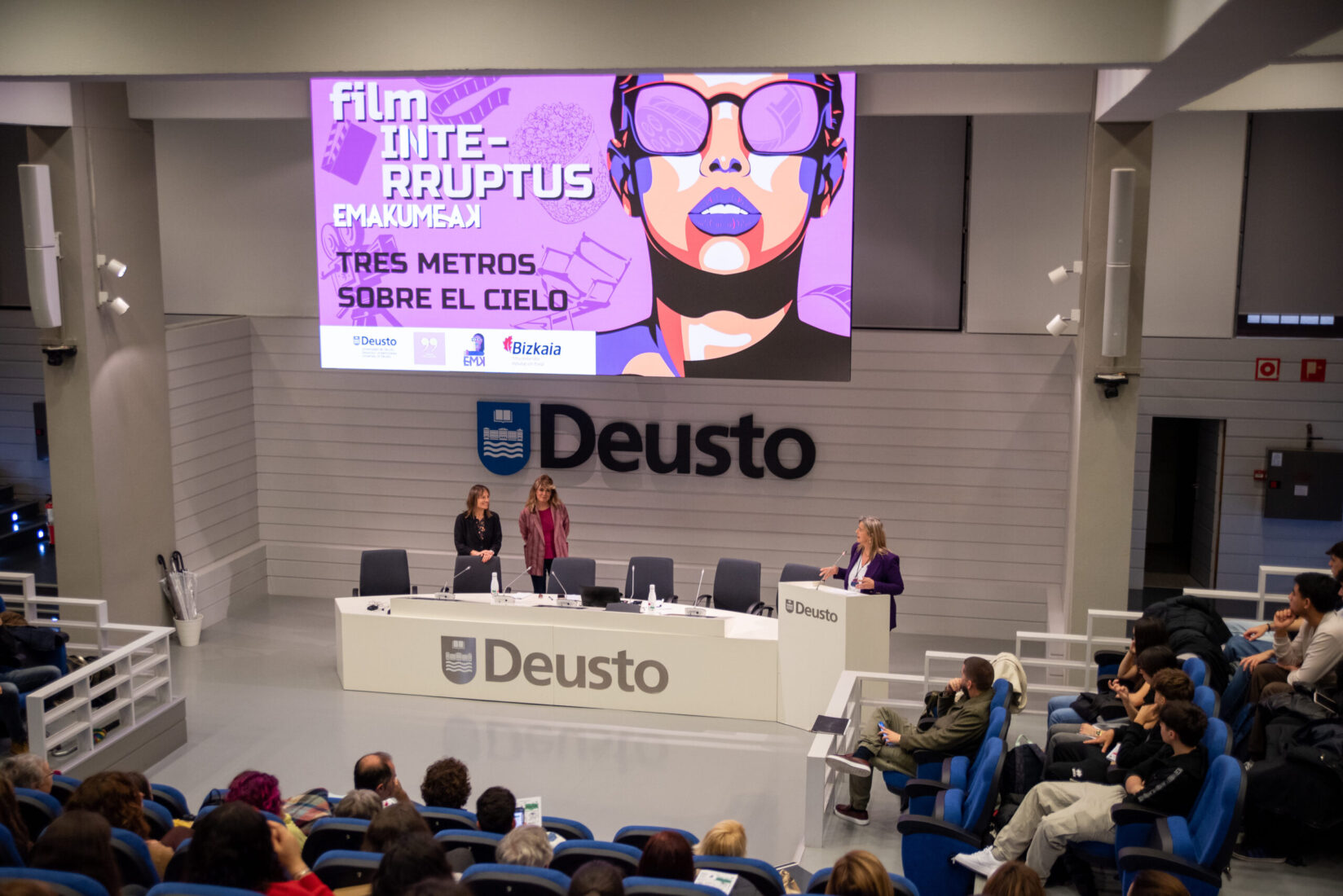 FILM INTERRUPTUS: TRES METROS SOBRE EL CIELO